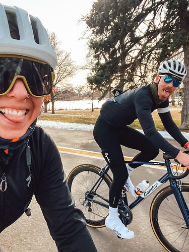 g8veQKs7CSjes-83IFM1ZiX8ju-rWa17l5Qu95TkvpQ-1536x2048