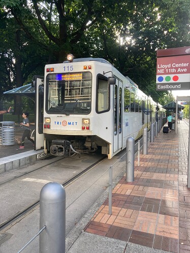 Type 1 #115 westbound @ lloyd center