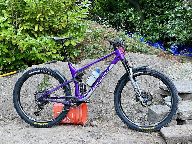 860ECDED-B6F0-4BE2-BE57-66F82F8466E5_1_201_a