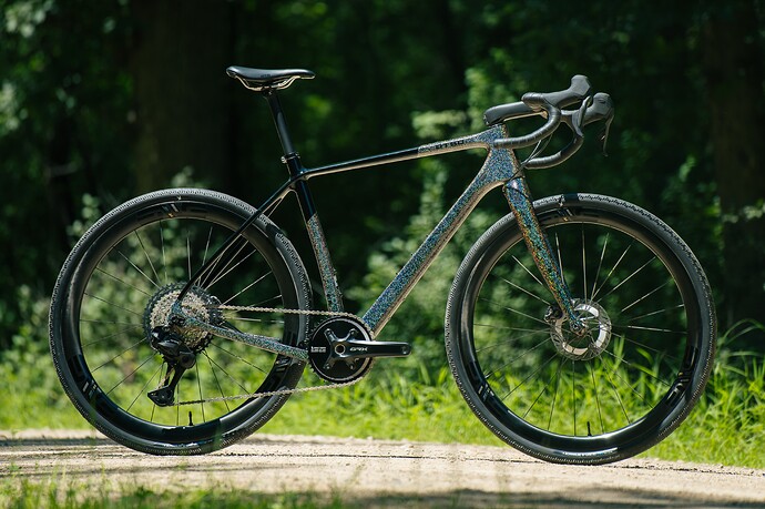 Otso-Cycles_Waheela-C_Special-Edition_Rainbow-Sparkle_2